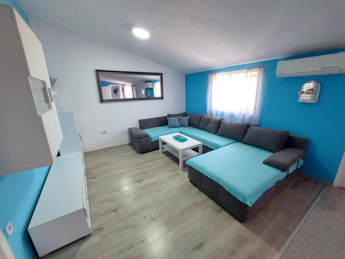 Apartman Ana Štinjan Extérieur photo